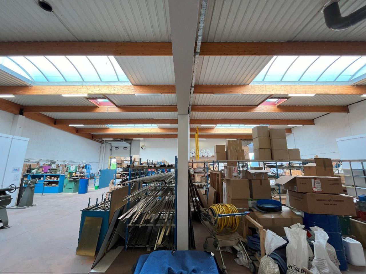Local d'activité Décines-Charpieu 887m² Location local d'activité Décines-Charpieu Rhône OLACT2108906 2